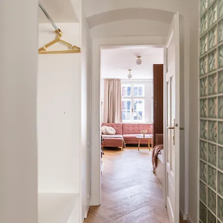 Arch & Edge - Design Project Apartment