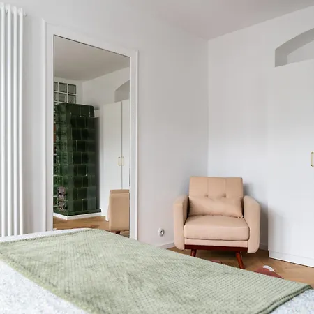 Arch & Edge - Design Project Apartment *