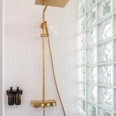 Arch & Edge - Design Project Apartment *